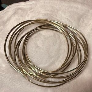 Sterling Silver Ten Interlocked Bangle Bracelet